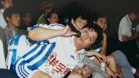 独家爆料：曼联今夏豪赌引援新纪元，瞄准沃顿与安德森，力夺足坛强援！